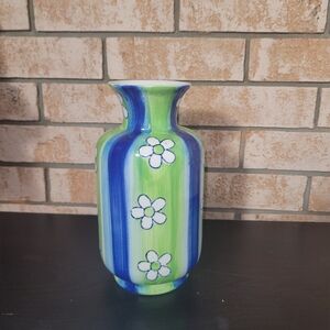 Charming Vintage Floral Vase